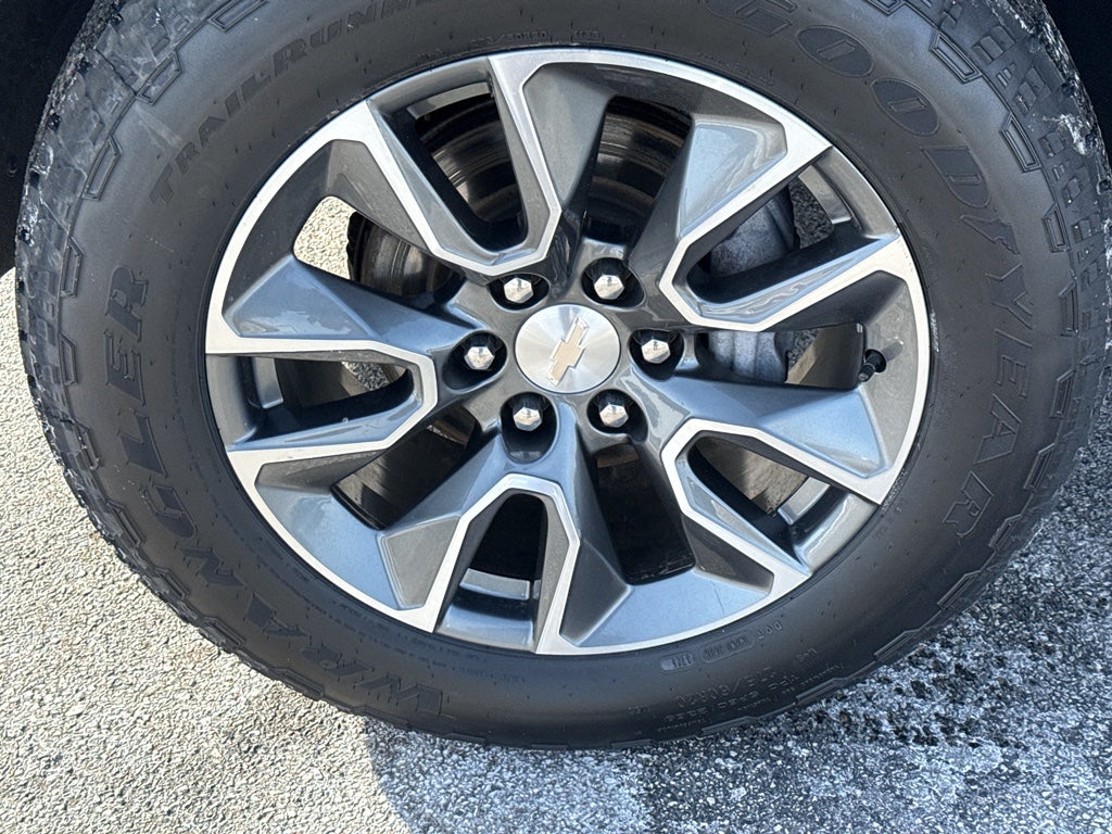 2024 Chevrolet Silverado 1500 Crew Cab Short Box 4-Wheel Drive LT 2FL