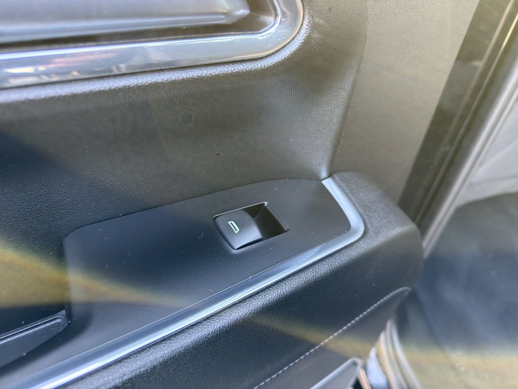 2024 Chevrolet Silverado 1500 Crew Cab Short Box 4-Wheel Drive LT 2FL