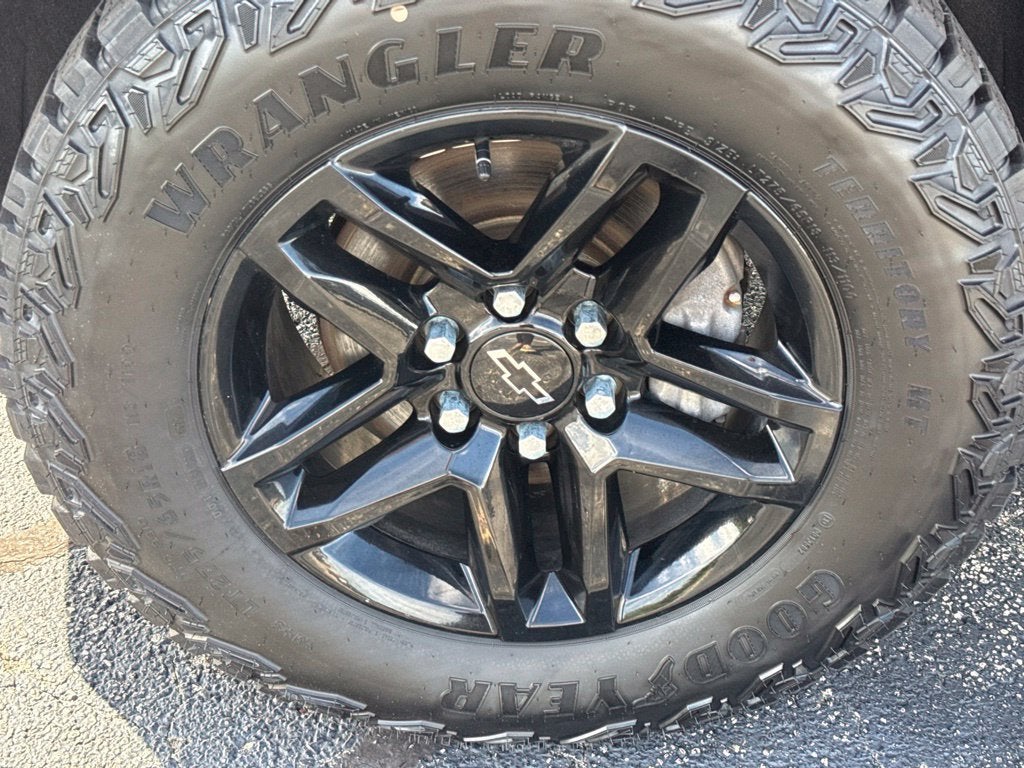 2019 Chevrolet Silverado 1500 Crew Cab Short Box 4-Wheel Drive LT Trail Boss