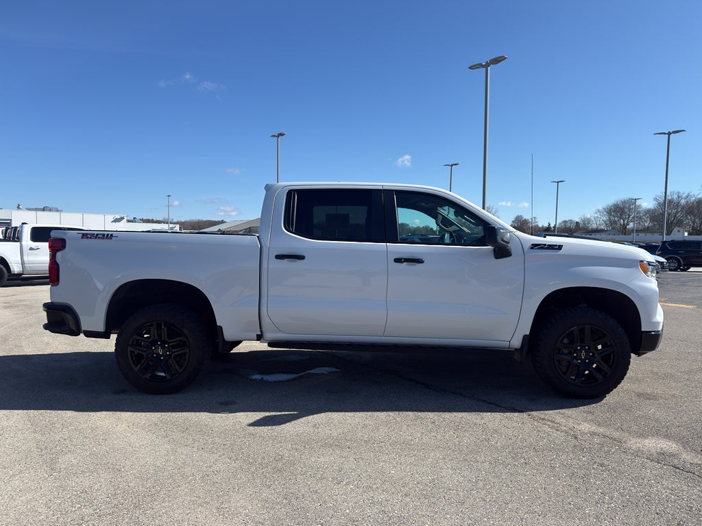 2023 Chevrolet Silverado 1500 Crew Cab Short Box 4-Wheel Drive LT Trail Boss