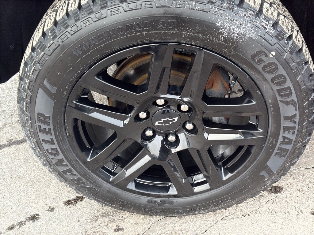 2022 Chevrolet Silverado 1500 Crew Cab Short Box 4-Wheel Drive LT Trail Boss