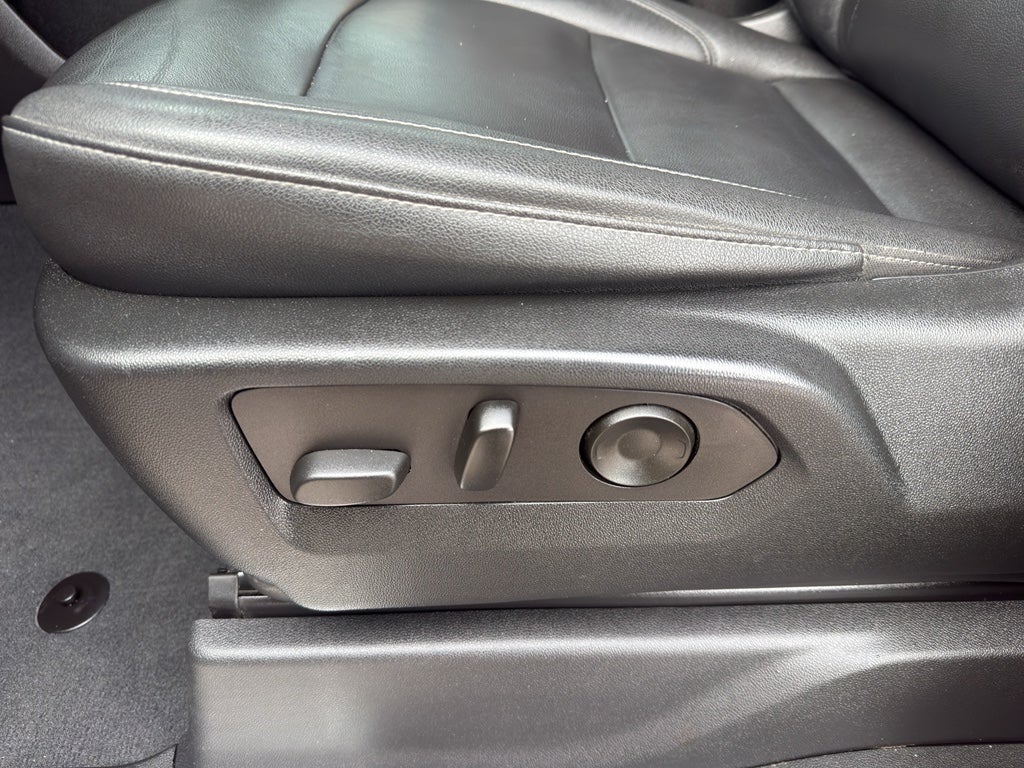 2022 Chevrolet Silverado 1500 Crew Cab Short Box 4-Wheel Drive LT Trail Boss