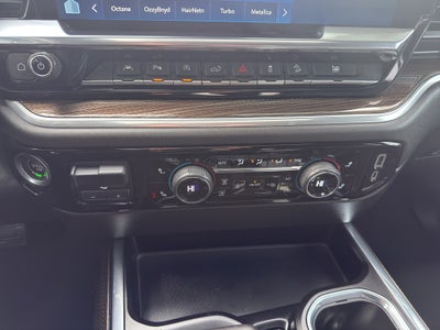 2022 Chevrolet Silverado 1500 Crew Cab Short Box 4-Wheel Drive LT Trail Boss