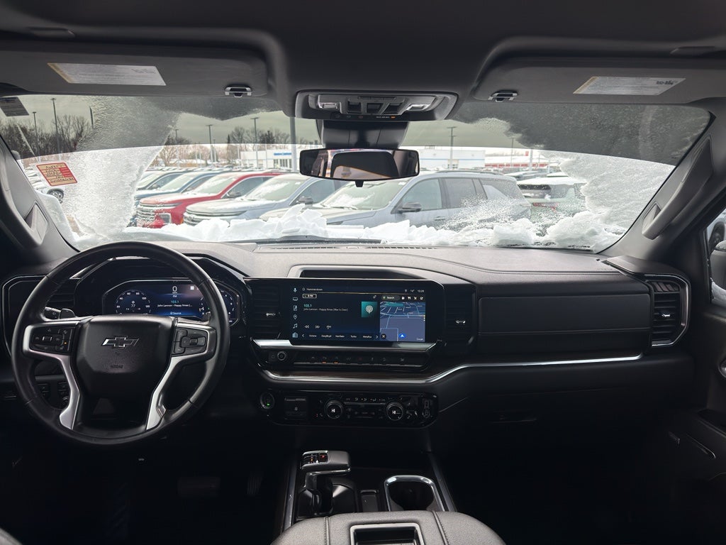 2022 Chevrolet Silverado 1500 Crew Cab Short Box 4-Wheel Drive LT Trail Boss