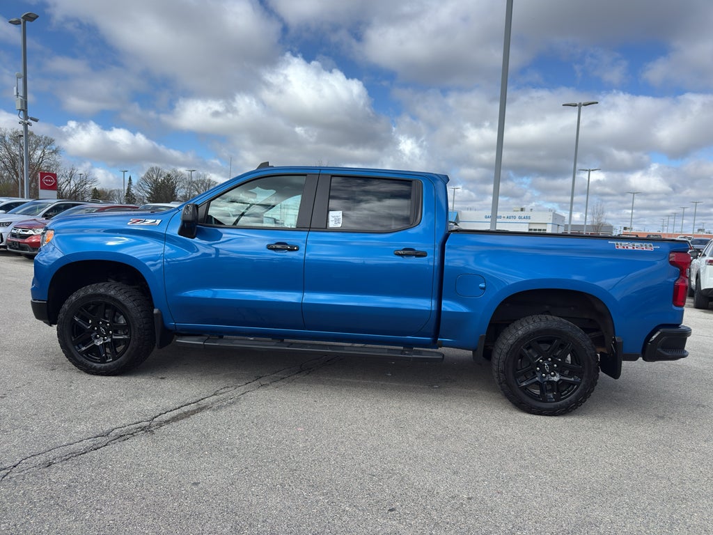 2023 Chevrolet Silverado 1500 Crew Cab Short Box 4-Wheel Drive LT Trail Boss