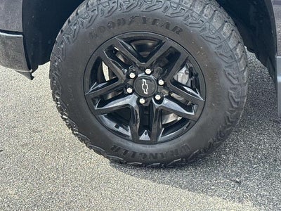 2023 Chevrolet Silverado 1500 Crew Cab Short Box 4-Wheel Drive LT Trail Boss