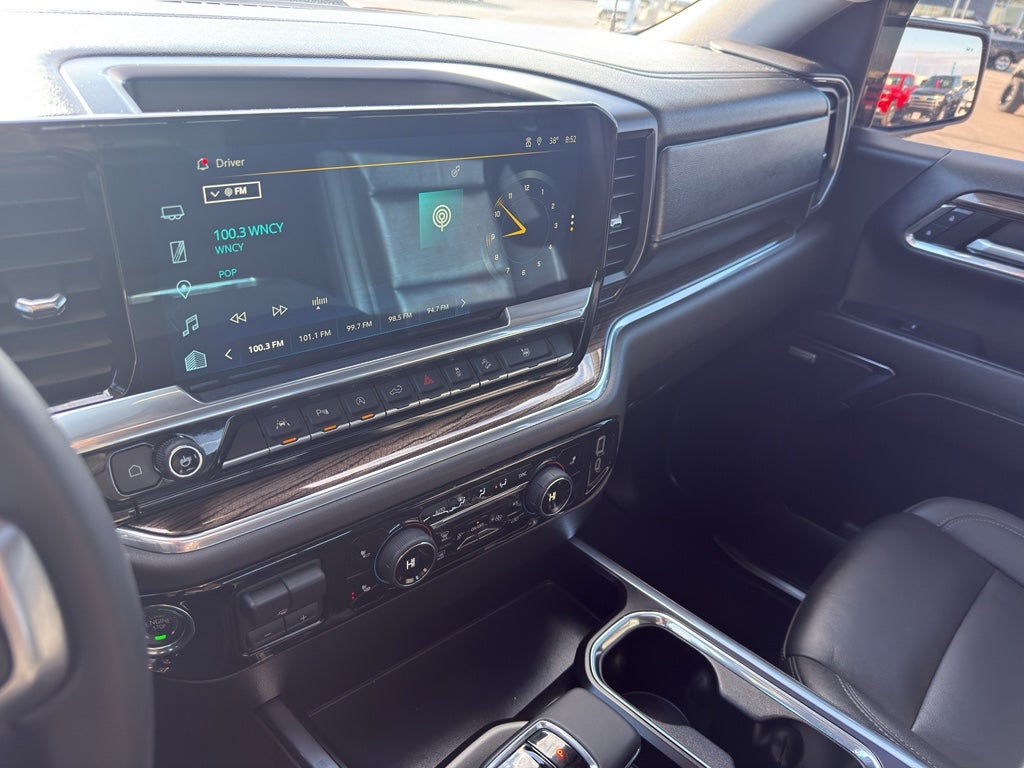 2024 Chevrolet Silverado 1500 Crew Cab Short Box 4-Wheel Drive LT Trail Boss