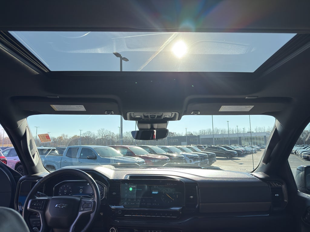 2022 Chevrolet Silverado 1500 Crew Cab Short Box 4-Wheel Drive ZR2