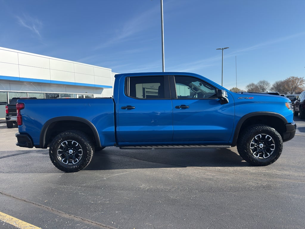 2022 Chevrolet Silverado 1500 Crew Cab Short Box 4-Wheel Drive ZR2