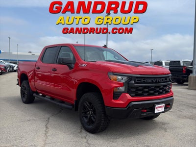 2025 Chevrolet Silverado 1500 Crew Cab Short Box 4-Wheel Drive Custom Trail Boss