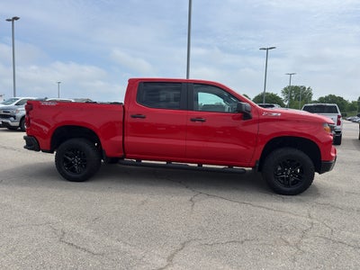 2025 Chevrolet Silverado 1500 Crew Cab Short Box 4-Wheel Drive Custom Trail Boss