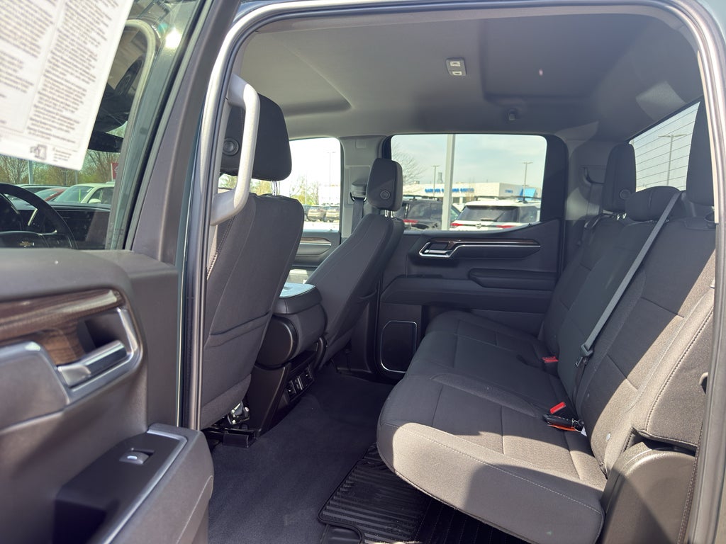 2025 Chevrolet Silverado 1500 Crew Cab Short Box 4-Wheel Drive LT 1LT