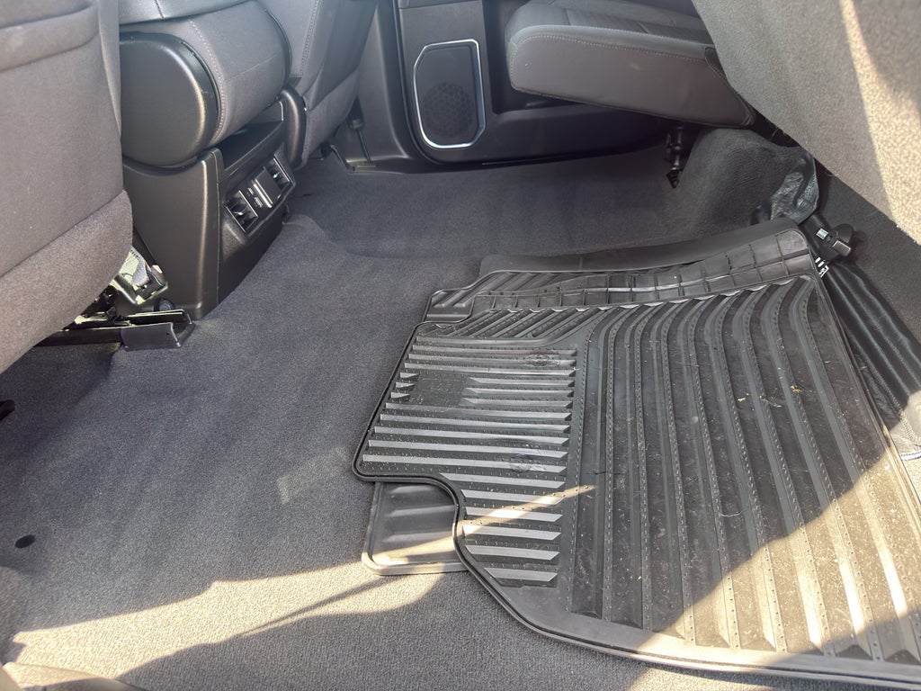 2025 Chevrolet Silverado 1500 Crew Cab Short Box 4-Wheel Drive LT 1LT