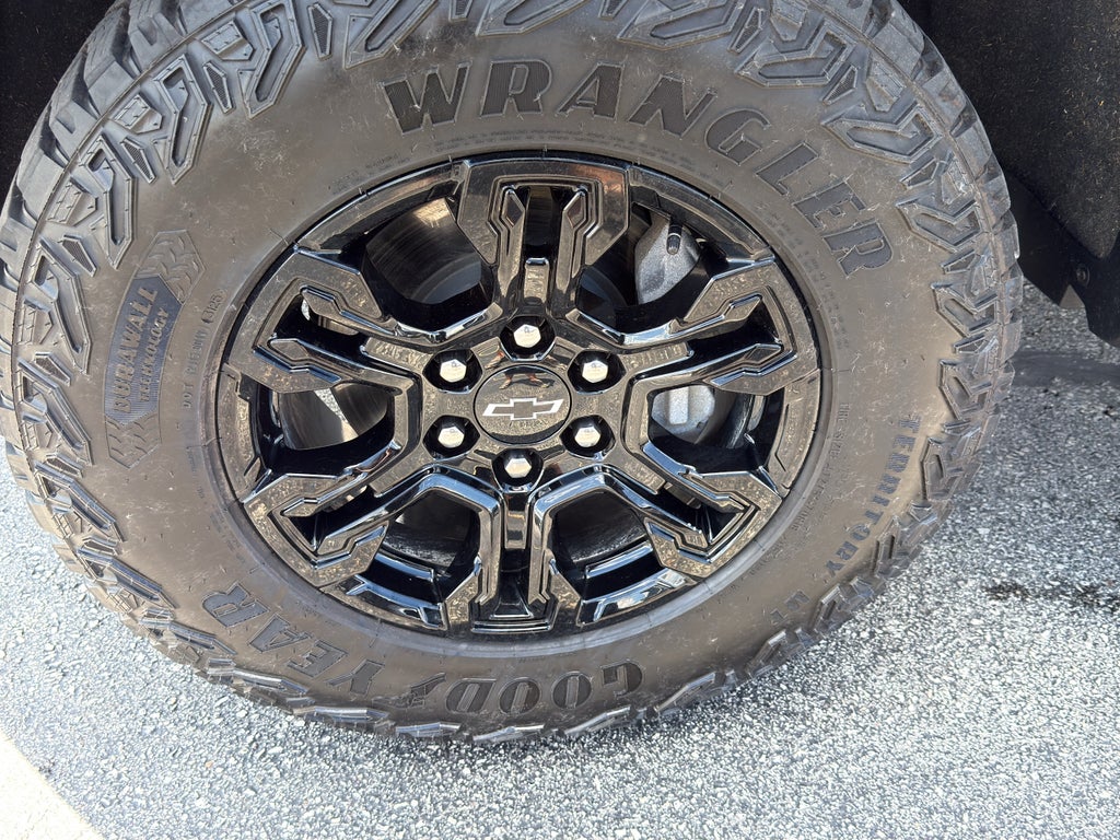 2026 Chevrolet Silverado 1500 Crew Cab Short Box 4-Wheel Drive ZR2