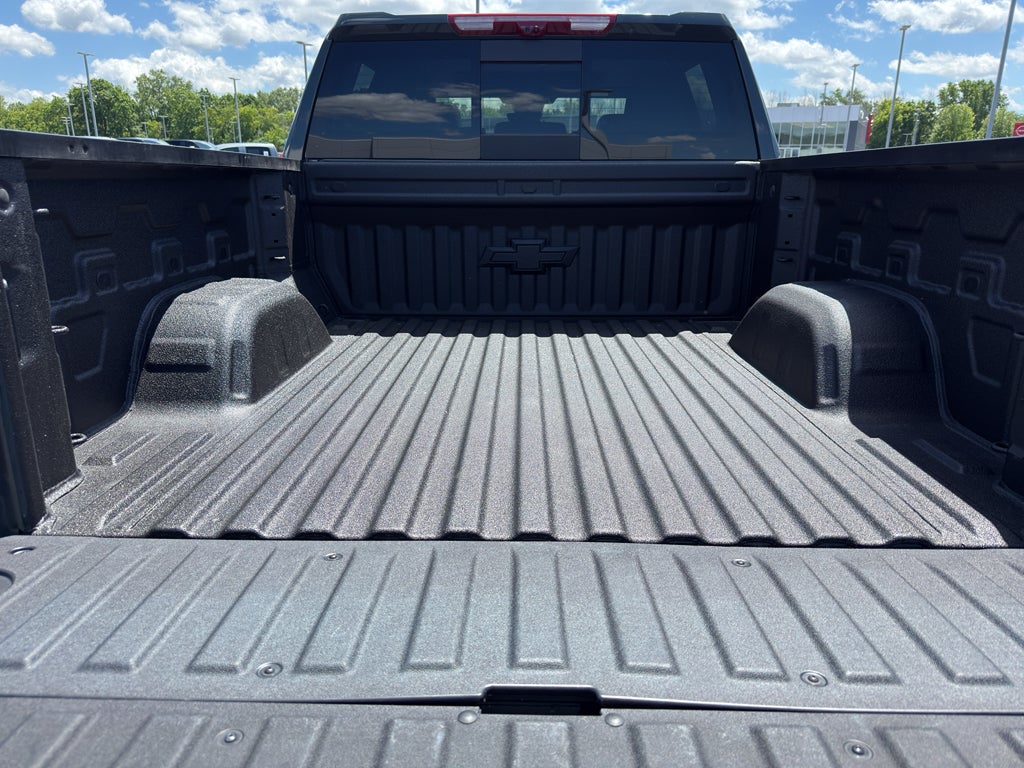 2026 Chevrolet Silverado 1500 Crew Cab Short Box 4-Wheel Drive ZR2