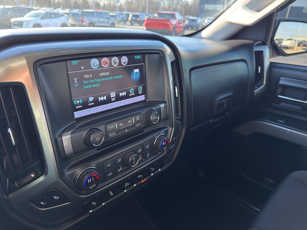 2017 Chevrolet Silverado 1500 Crew Cab Short Box 4-Wheel Drive LT Z71