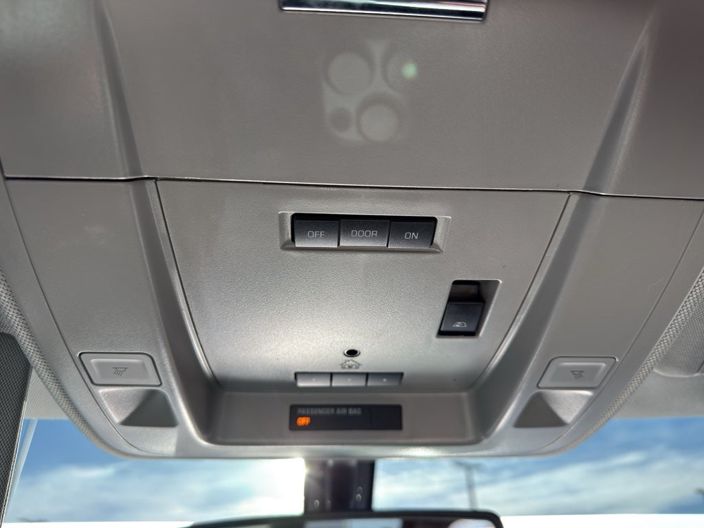 2017 Chevrolet Silverado 1500 Crew Cab Short Box 4-Wheel Drive LT Z71