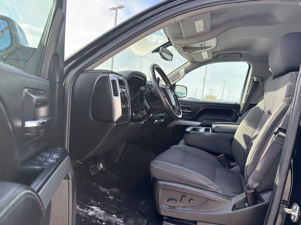 2015 Chevrolet Silverado 1500 Crew Cab Short Box 4-Wheel Drive LT Z71