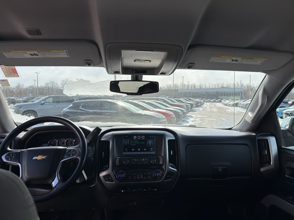 2015 Chevrolet Silverado 1500 Crew Cab Short Box 4-Wheel Drive LT Z71