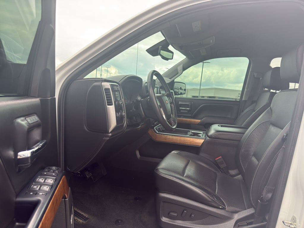2017 Chevrolet Silverado 1500 Crew Cab Short Box 4-Wheel Drive LTZ
