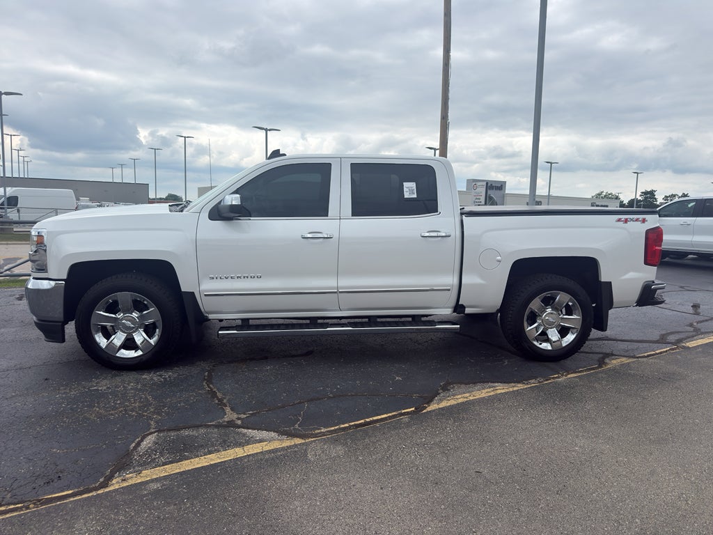 2017 Chevrolet Silverado 1500 Crew Cab Short Box 4-Wheel Drive LTZ