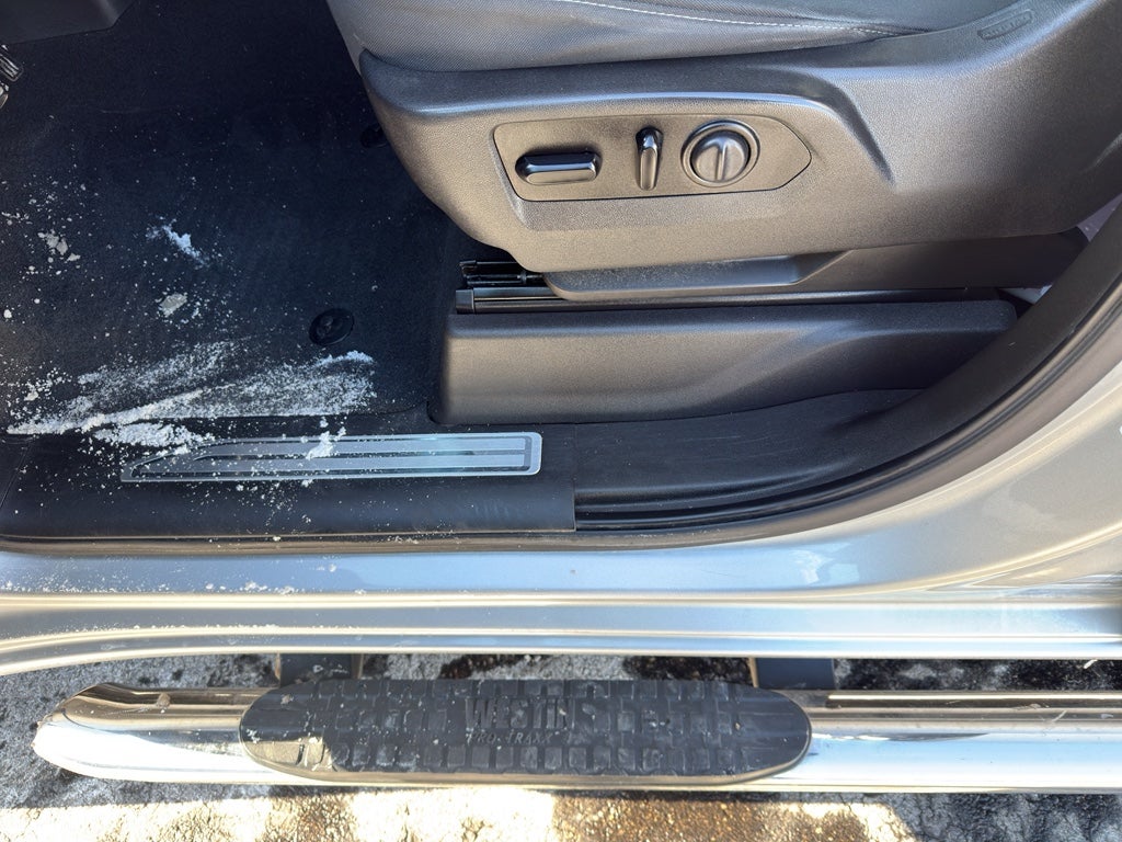 2020 Chevrolet Silverado 1500 Crew Cab Short Box 4-Wheel Drive LT