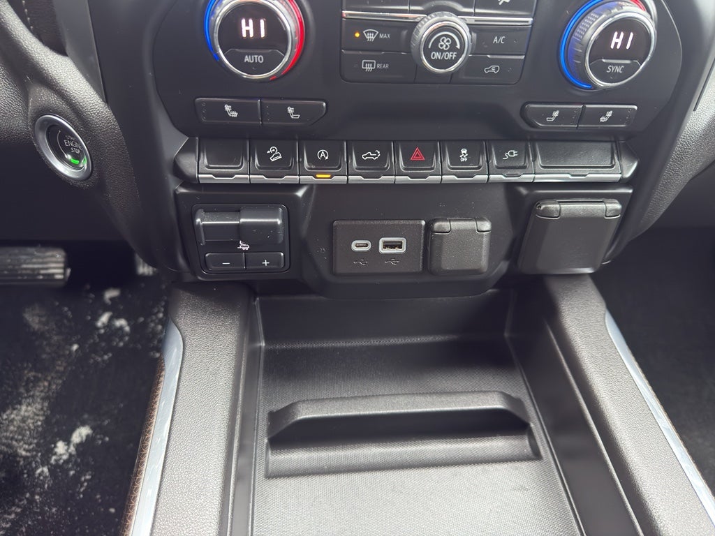 2020 Chevrolet Silverado 1500 Crew Cab Short Box 4-Wheel Drive RST