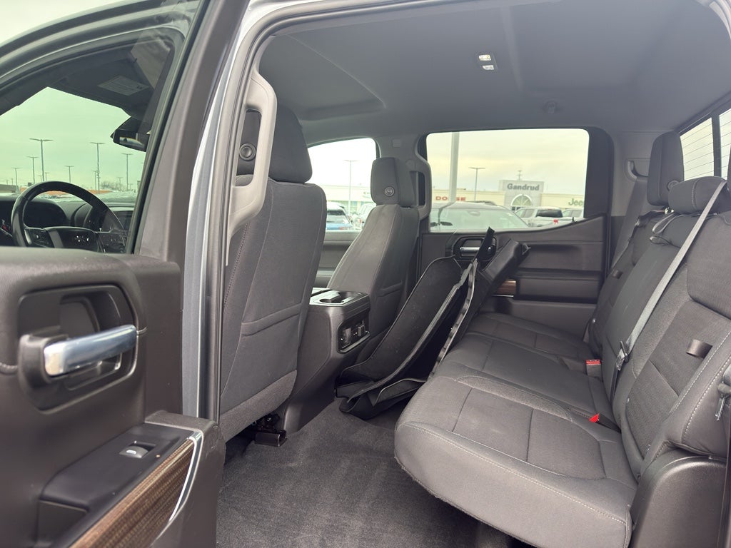 2020 Chevrolet Silverado 1500 Crew Cab Short Box 4-Wheel Drive RST