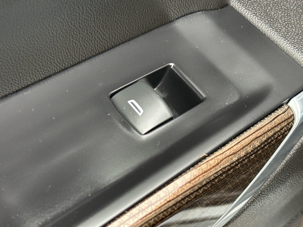 2020 Chevrolet Silverado 1500 Crew Cab Short Box 4-Wheel Drive RST