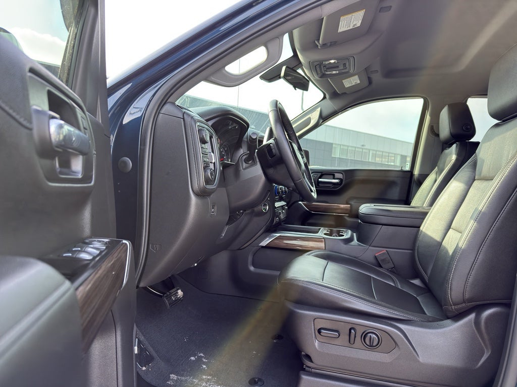 2019 Chevrolet Silverado 1500 Crew Cab Short Box 4-Wheel Drive RST