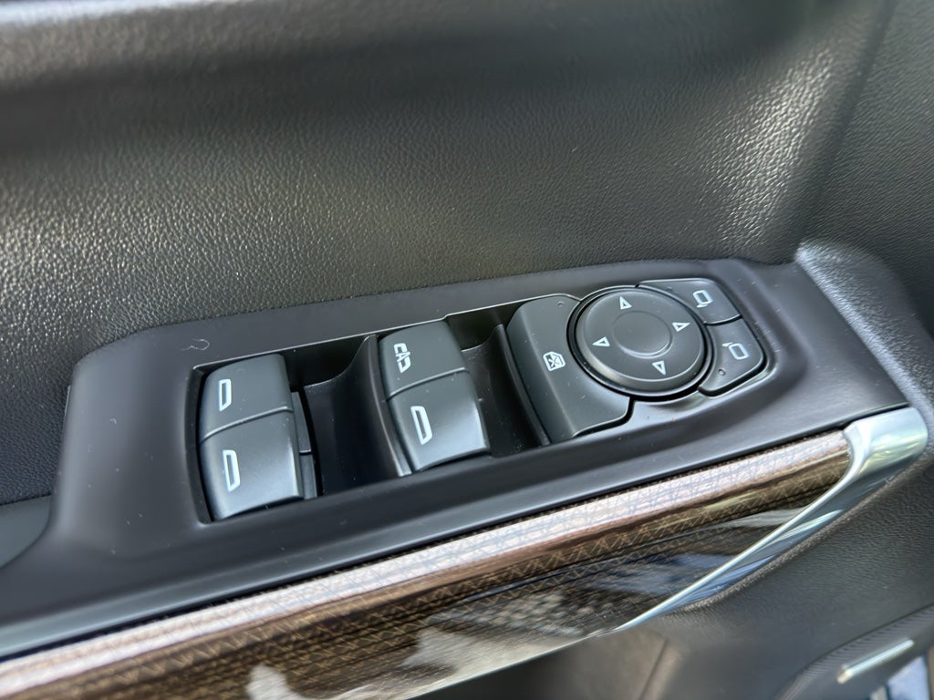 2019 Chevrolet Silverado 1500 Crew Cab Short Box 4-Wheel Drive RST