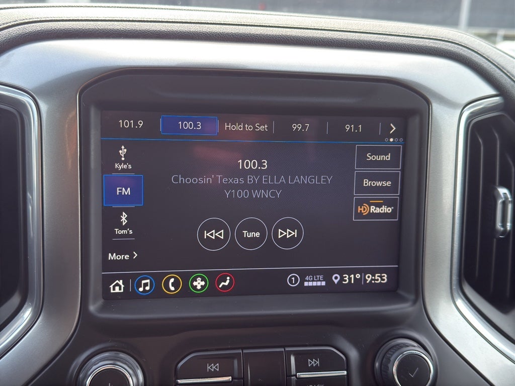 2020 Chevrolet Silverado 1500 Crew Cab Short Box 4-Wheel Drive RST