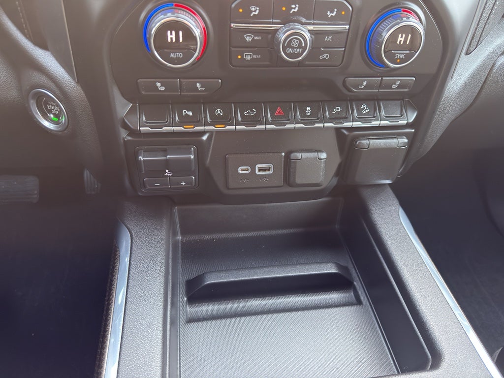 2020 Chevrolet Silverado 1500 Crew Cab Short Box 4-Wheel Drive RST