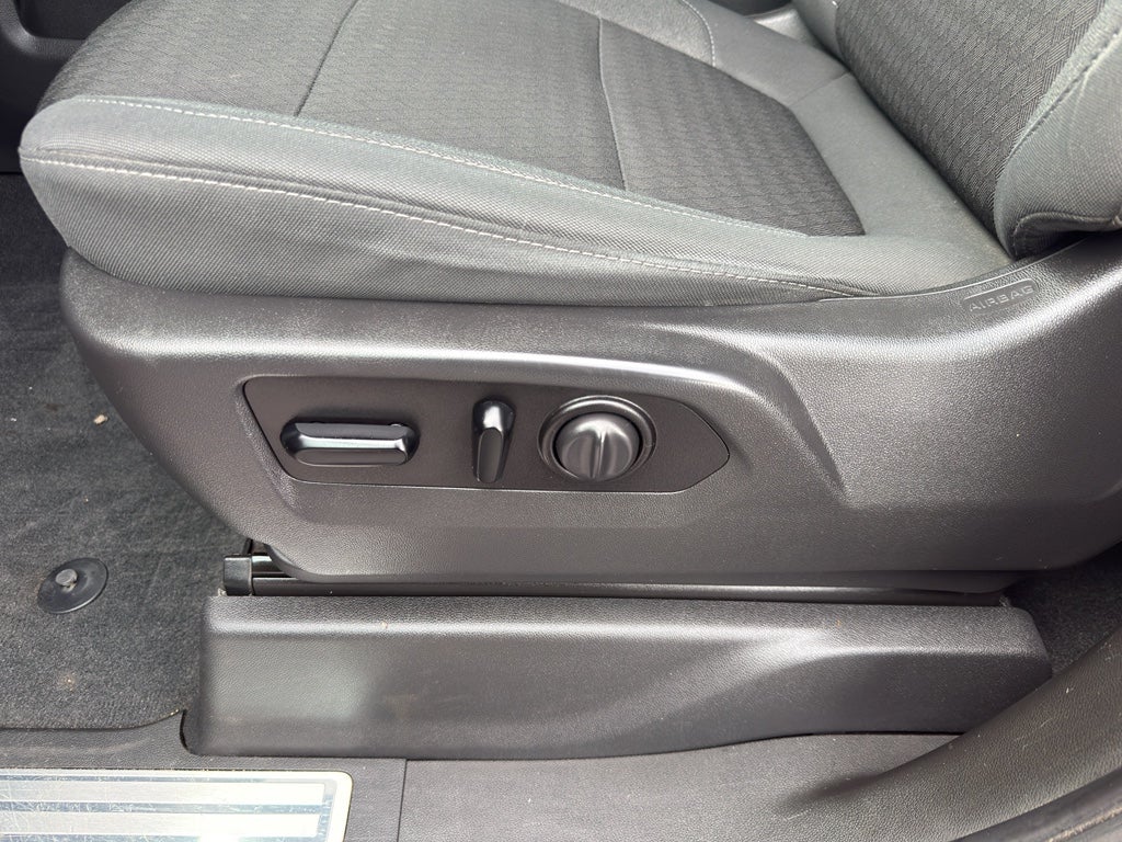 2021 Chevrolet Silverado 1500 Crew Cab Standard Box 4-Wheel Drive RST