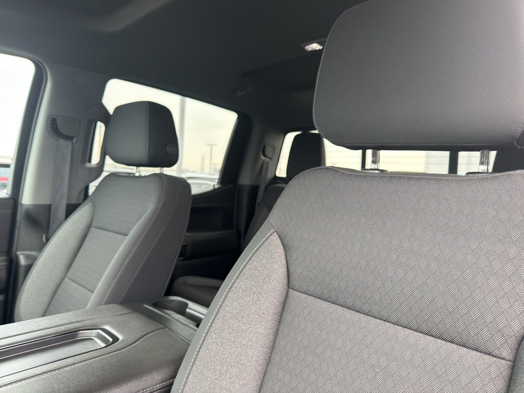 2021 Chevrolet Silverado 1500 Crew Cab Standard Box 4-Wheel Drive RST