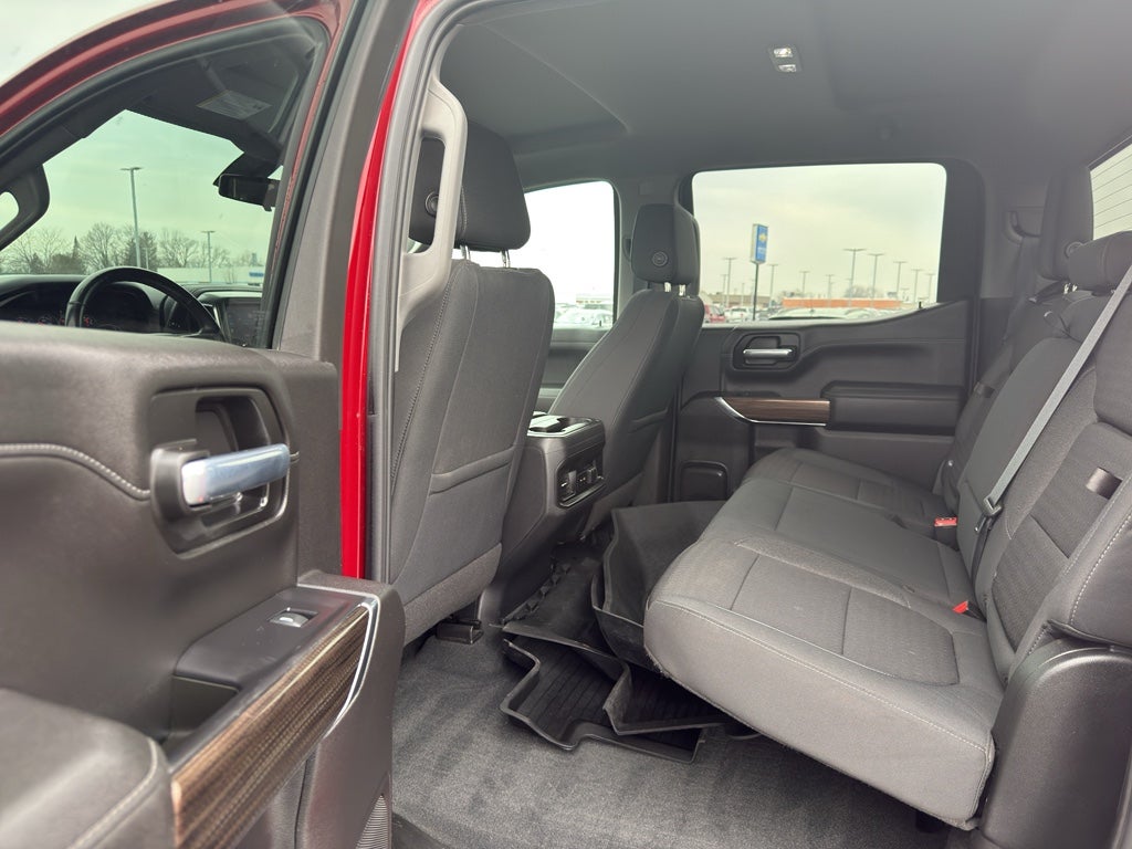 2021 Chevrolet Silverado 1500 Crew Cab Standard Box 4-Wheel Drive RST