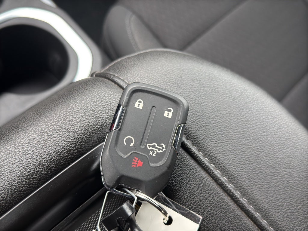 2021 Chevrolet Silverado 1500 Crew Cab Standard Box 4-Wheel Drive RST