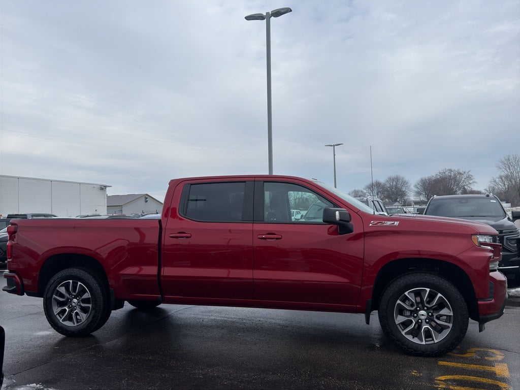 2021 Chevrolet Silverado 1500 Crew Cab Standard Box 4-Wheel Drive RST