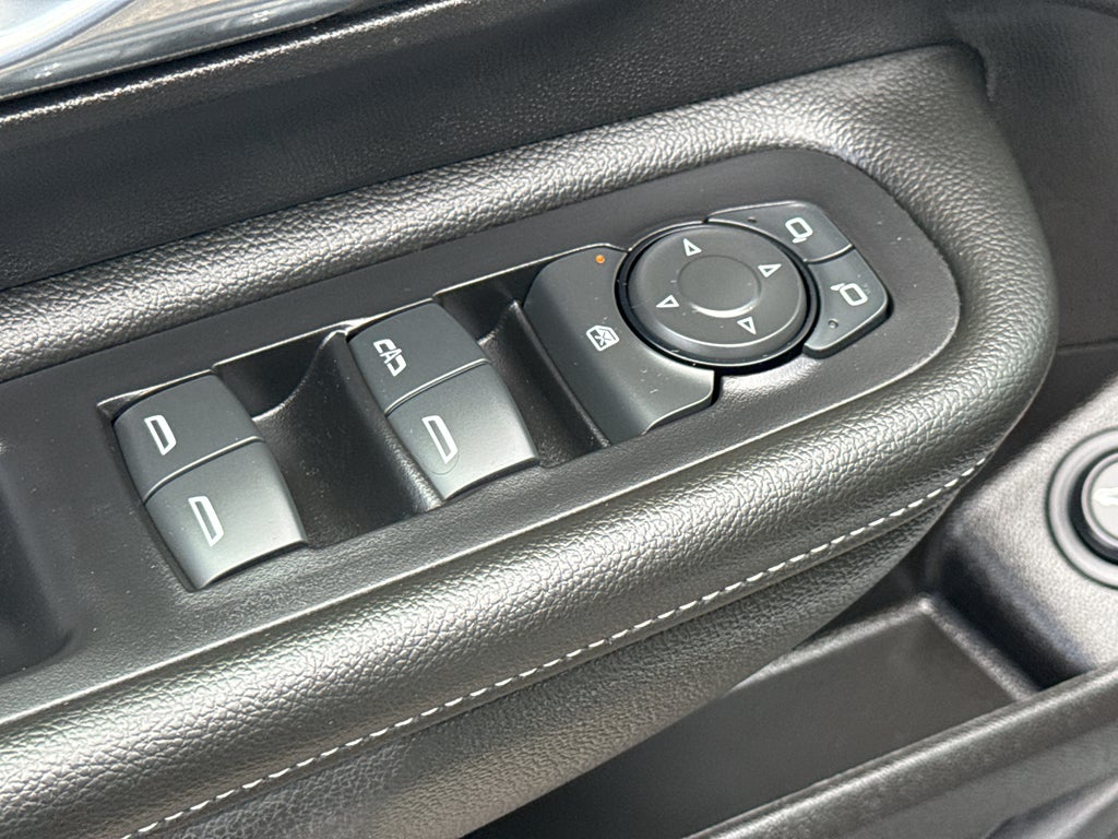 2024 GMC Terrain FWD 4dr SLE
