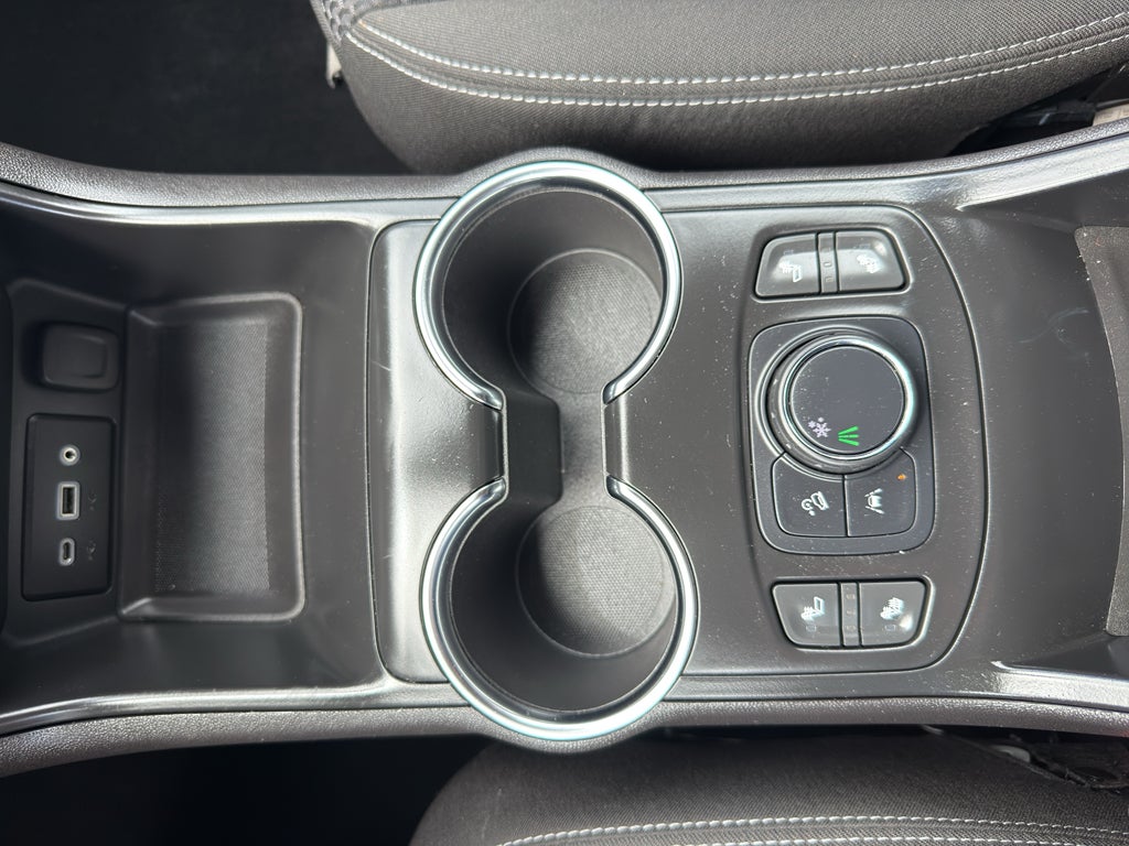 2024 GMC Terrain FWD 4dr SLE