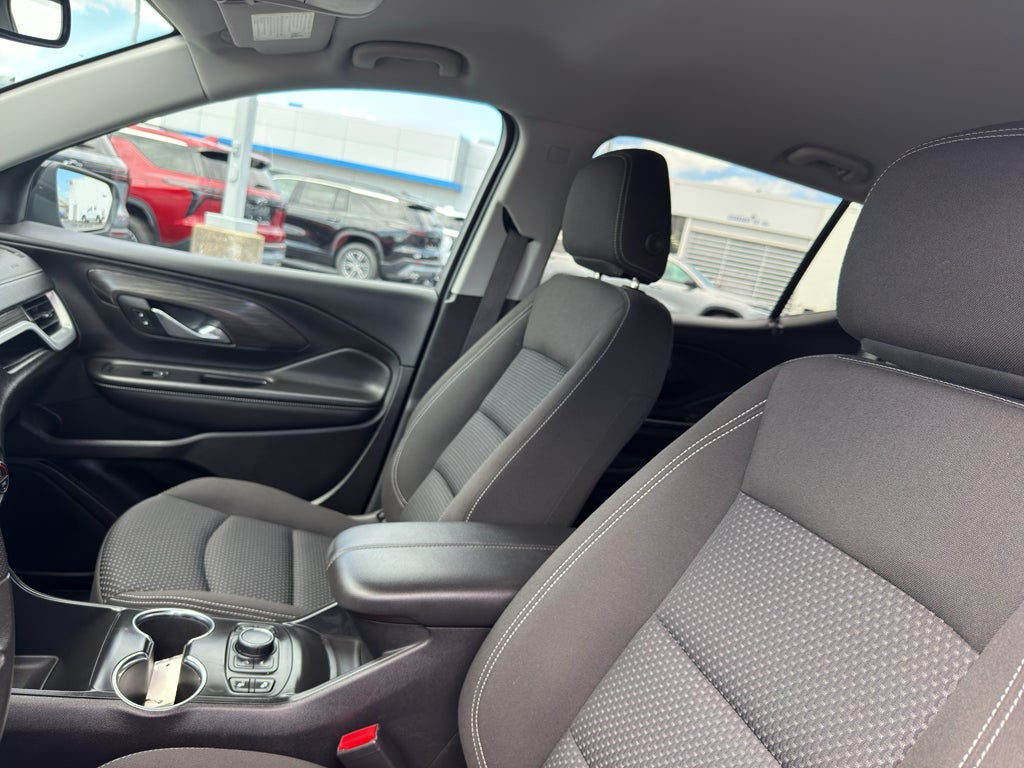 2024 GMC Terrain FWD 4dr SLE