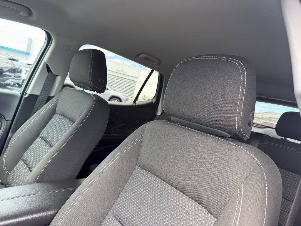 2024 GMC Terrain FWD 4dr SLE