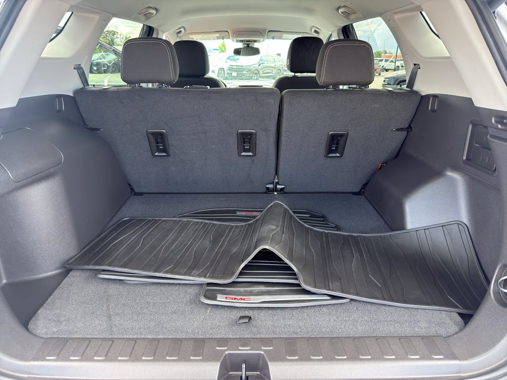 2024 GMC Terrain FWD 4dr SLE