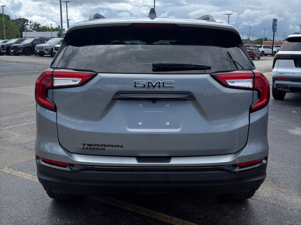 2024 GMC Terrain FWD 4dr SLE