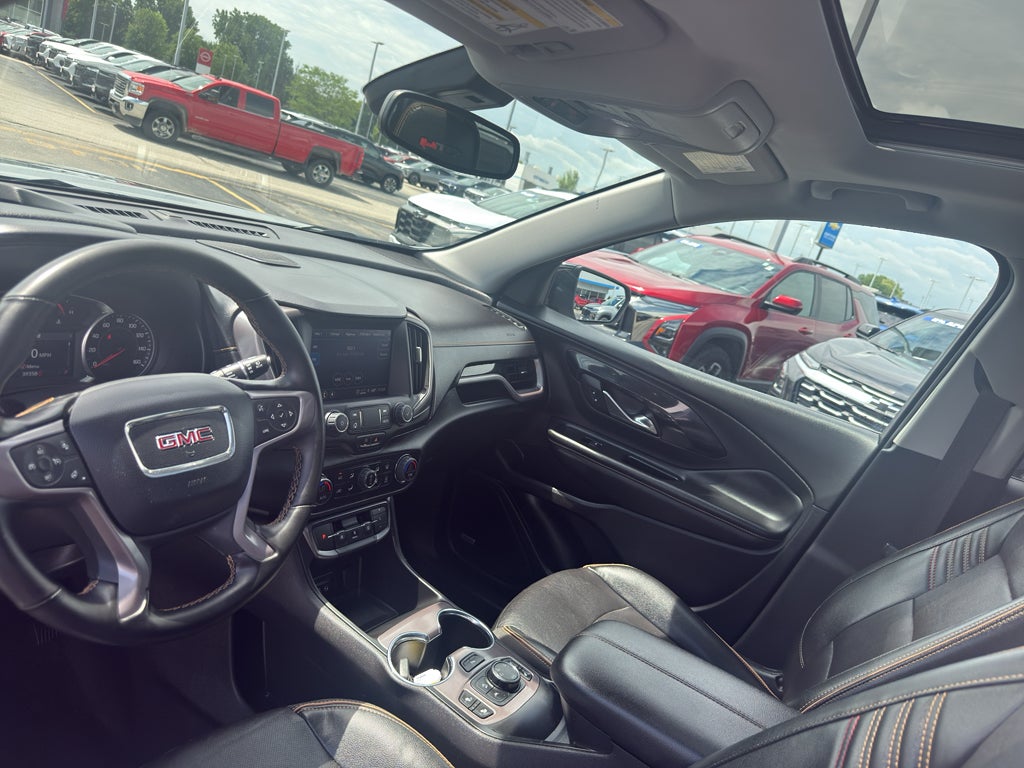 2024 GMC Terrain AWD 4dr AT4