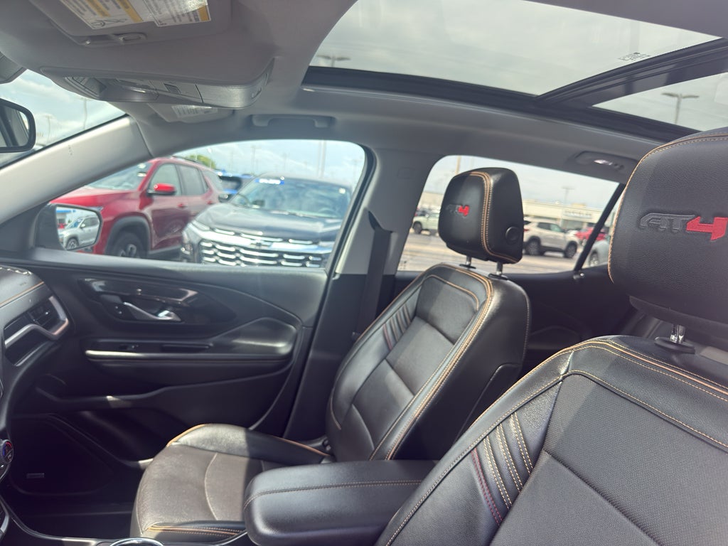 2024 GMC Terrain AWD 4dr AT4