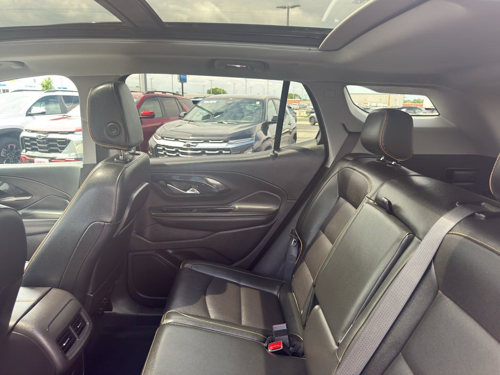 2024 GMC Terrain AWD 4dr AT4