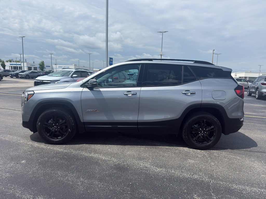2024 GMC Terrain AWD 4dr AT4