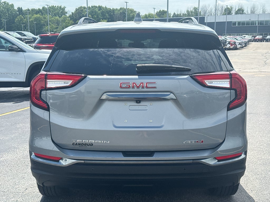2024 GMC Terrain AWD 4dr AT4