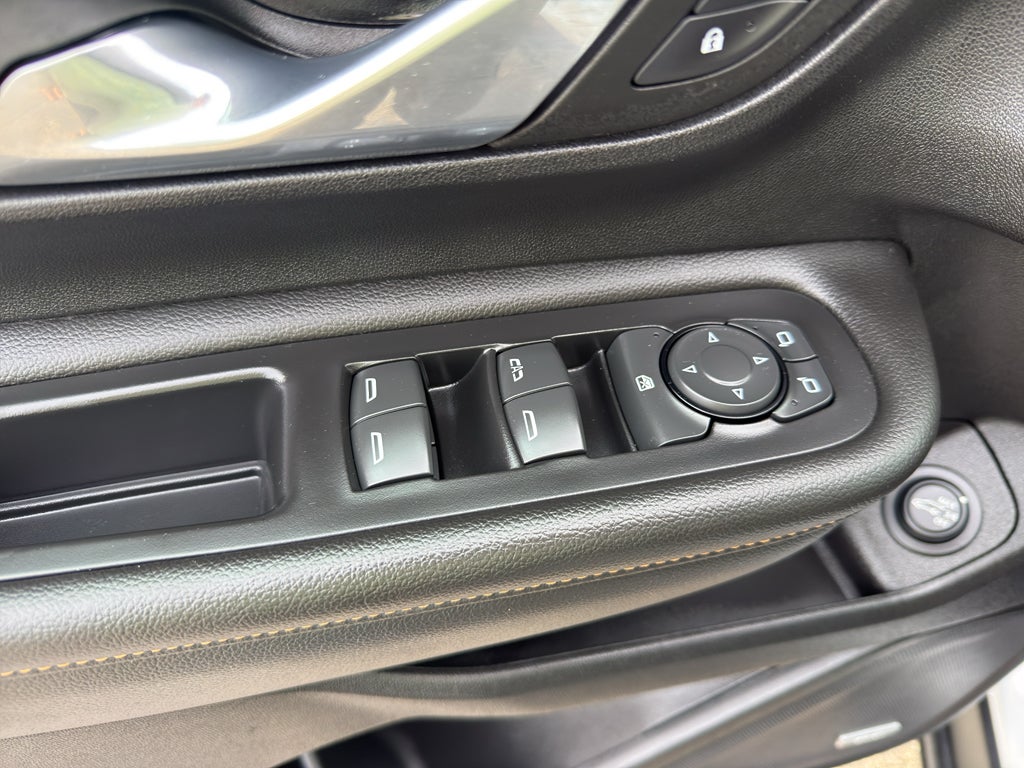 2023 GMC Terrain AWD 4dr AT4